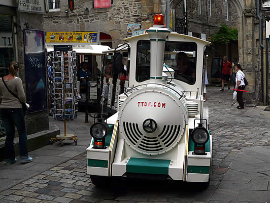 Le petit train de Dinan en action